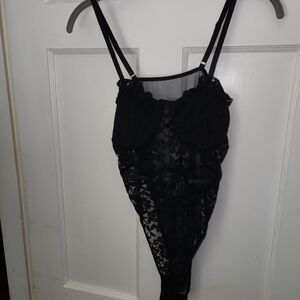 Chic Black Lace Chemise